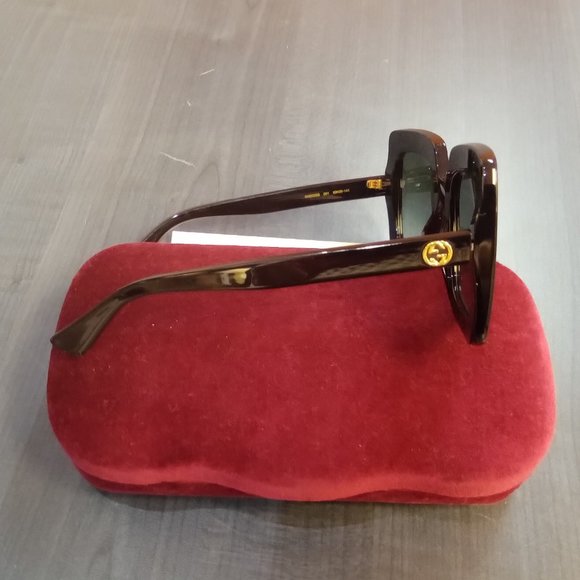 Gucci Women's Square Full Rim Black Frame Sunglasses - Picture 7 of 9